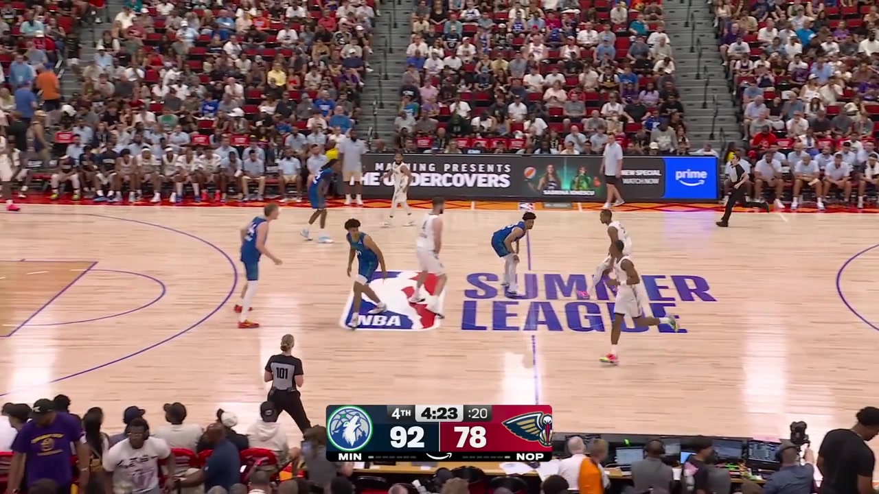 Kobe Bufkin hits another triple to give him 28 points