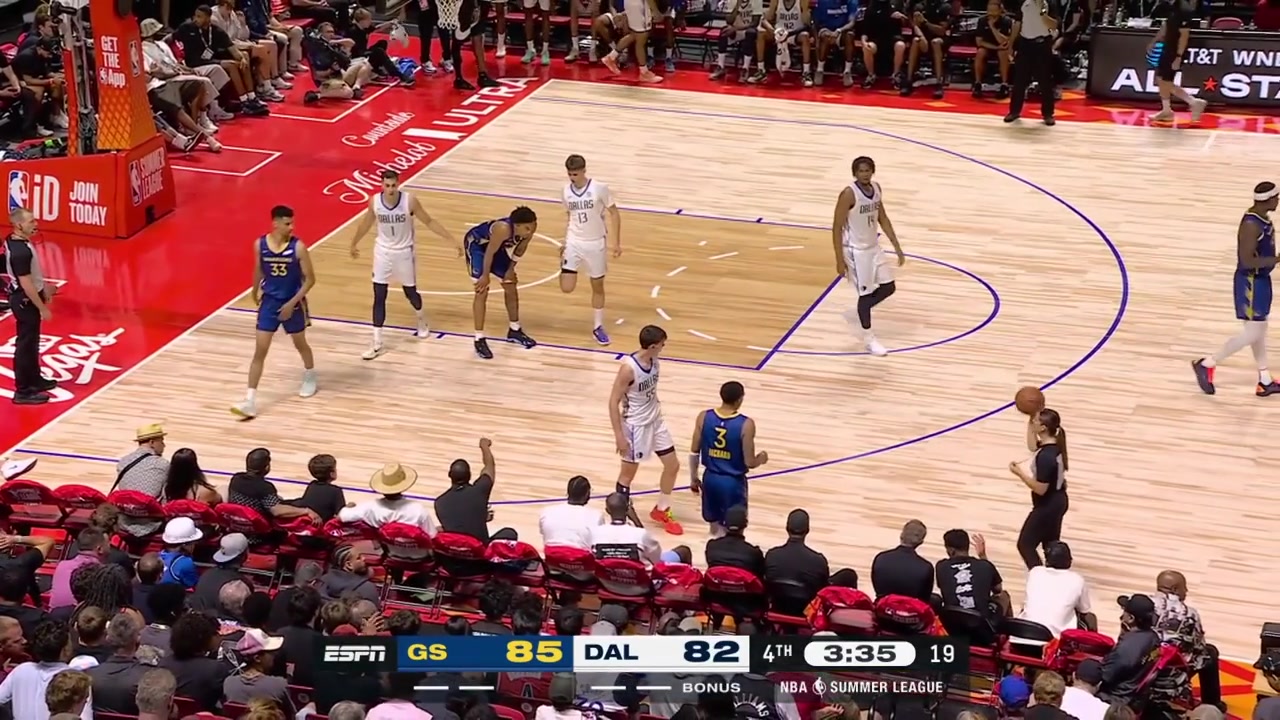 LJ Cryer hits a clutch 3 and then a floater to take the Warriors out of the slump with a replay