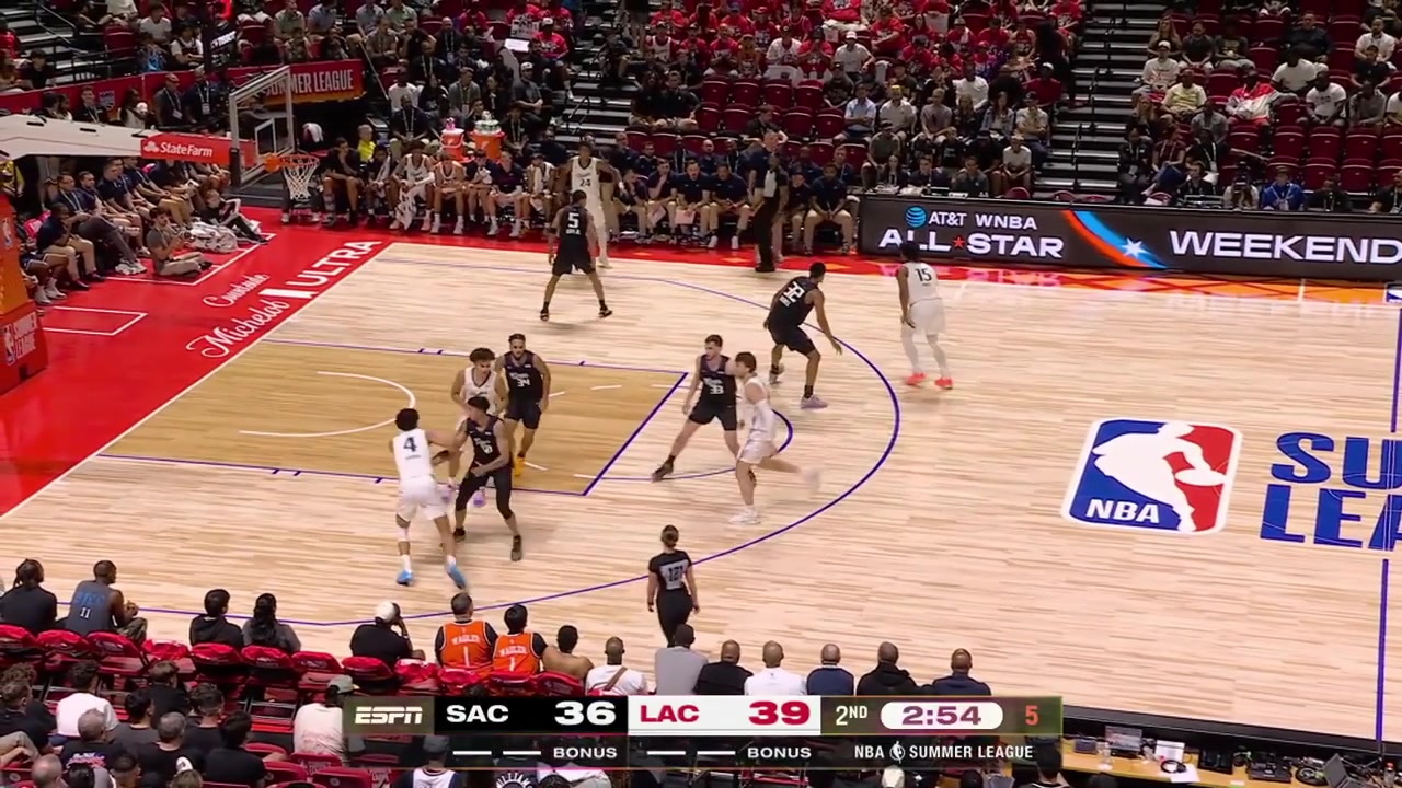Dylan Cardwell blocks Cam Christie and Darius Acuff Jr finds Nique Clifford for the dunk with a replay