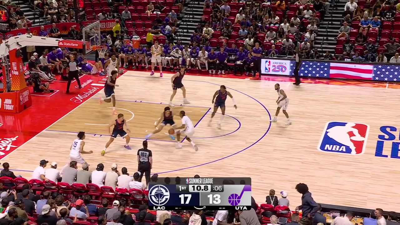 Cody Williams turns the ball over Jahmyl Telfort gets the steal and Nick Martinelli with his second Summer League dunk