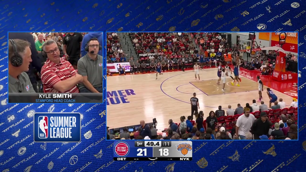 Oziyah Sellers goes coast to coast for the powerful two-handed slam with replays