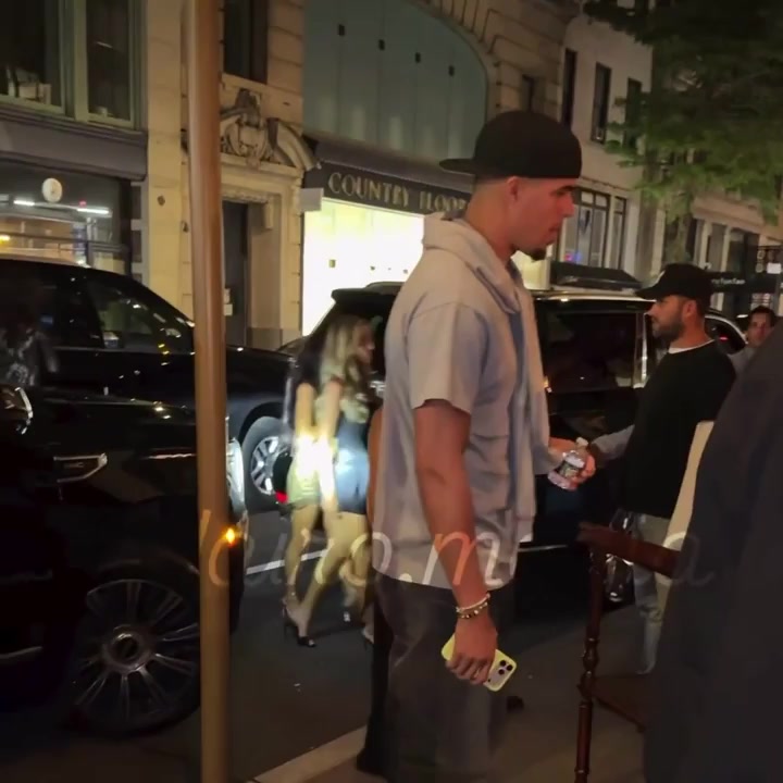 MPJ stopped at the door to be checked if on the list while Brunson is let right in