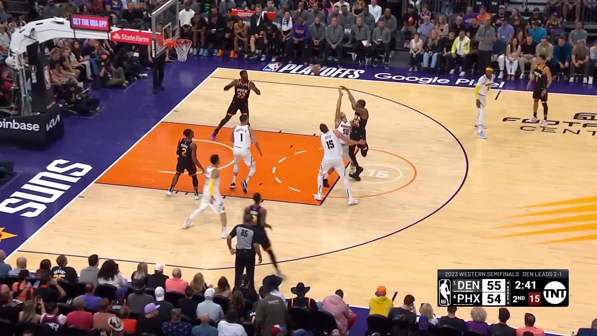 Nikola Jokic shoves Suns owner Mat Ishbia after fighting for the ball 2023