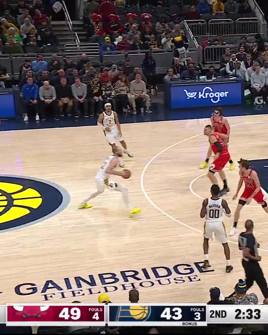 Jay Huff down the lane for the reverse slam