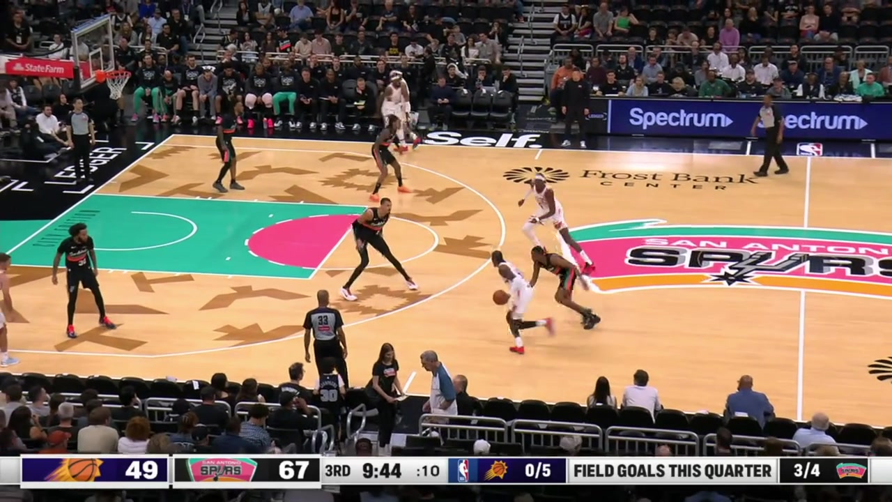 Mark Williams with a wild poster dunk attempt on Victor Wembanyama as Wemby is called for the foul with a replay