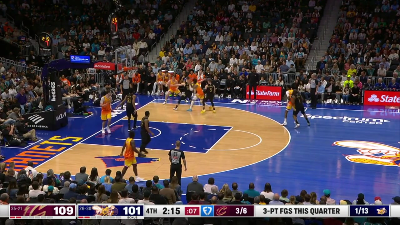Kon Knueppel makes the tough turnaround jumper to beat the shot clock