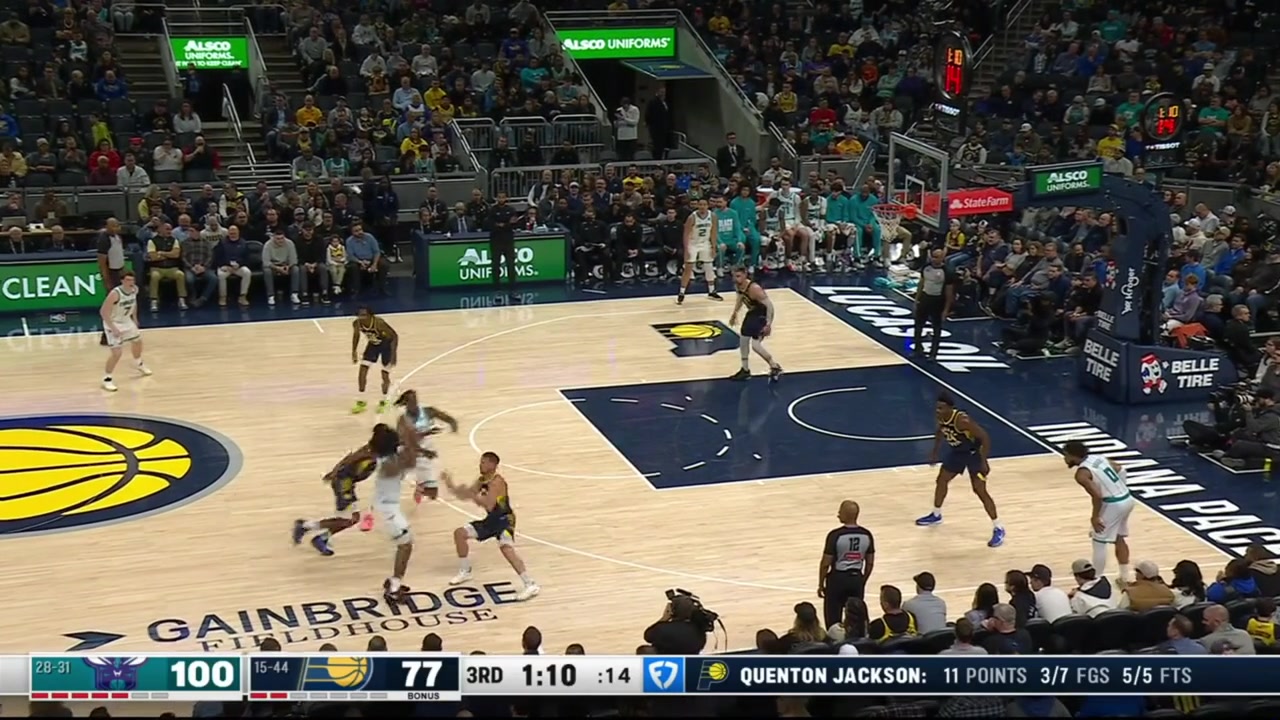 Kon Knueppel with the 3-pointer to set a record for the most 3s made in a single season by a rookie with a replay