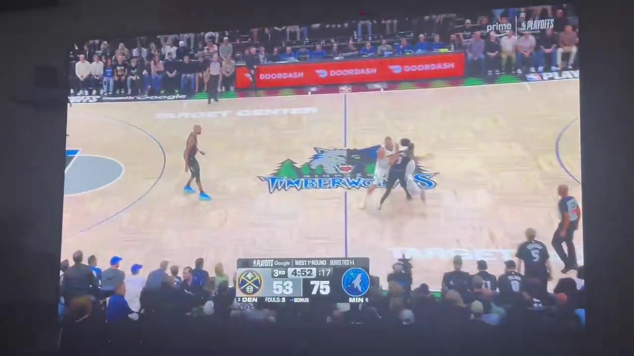 Jokic with the Hard Screen and no call and Murray gets the foul call on the drive