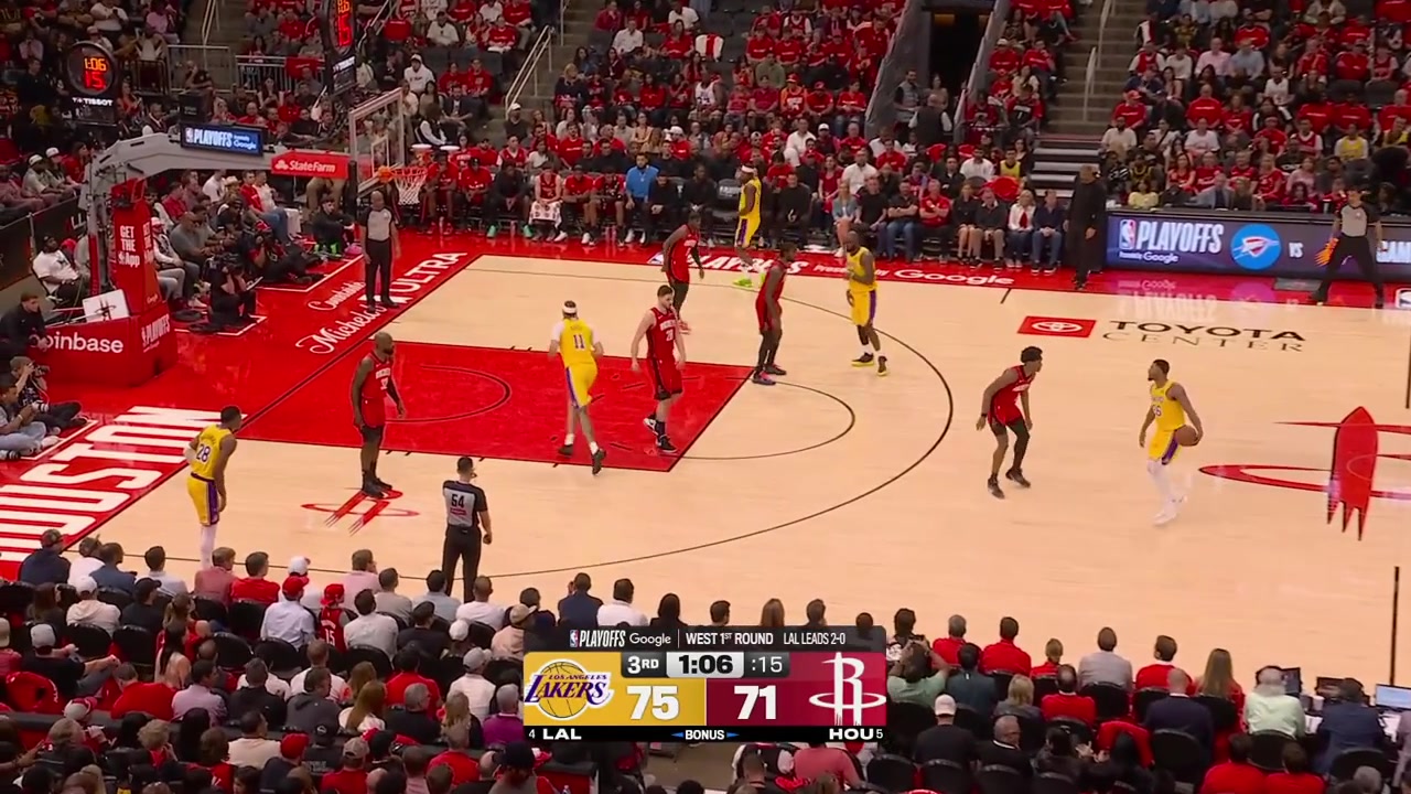 LeBron James hits the 3-pointer over Amen Thompson to give him 20 pointsLeBron is now 33 from deep