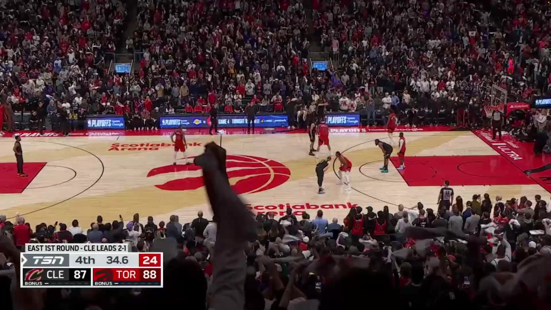 Mitchell misses the floater Raptor ball with 21 seconds left with them up 1 Cavs call time out