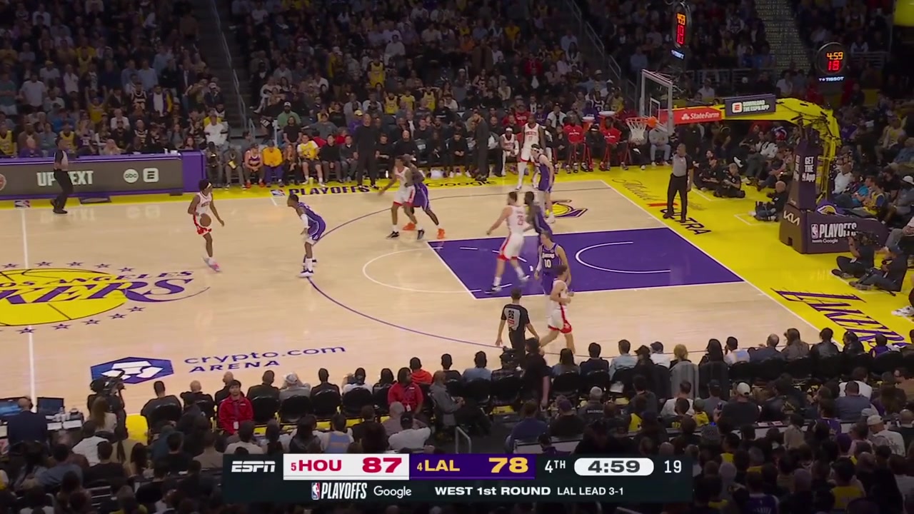 Deandre Ayton blocks Alperen Sengun from behind and Luke Kennard finds Rui Hachimura for the 3-pointer cutting the Rockets lead to 6