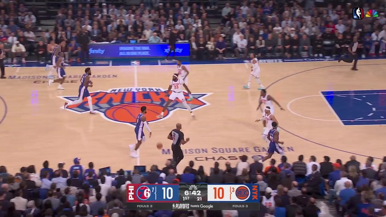 Paul George hits a 3-pointer in Mitchell Robinson's face