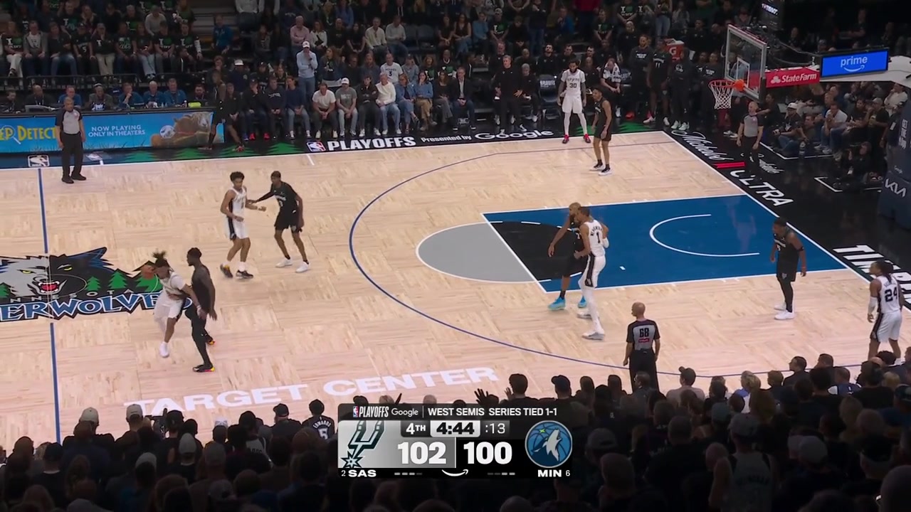 Victor Wembanyama with the brick wall screen on Julius Randle with replaysWemby gets fouled shortly after