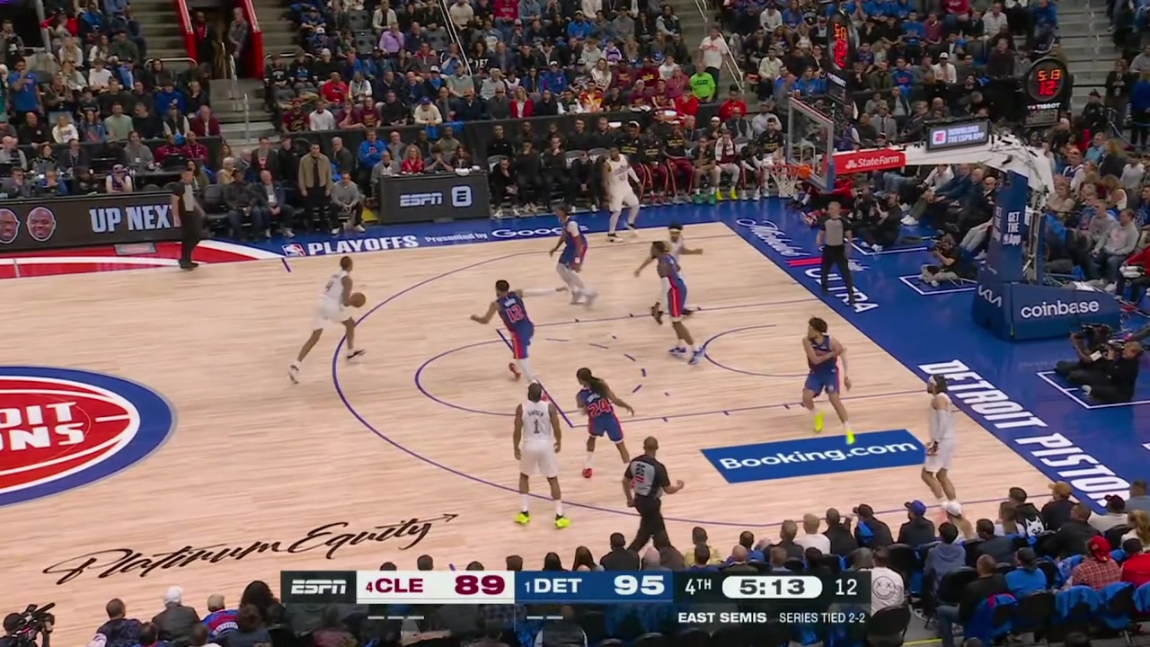 Ausar Thompson sick block into an amazing save from Jenkins gives the Detroit Pistons a chance for free throws