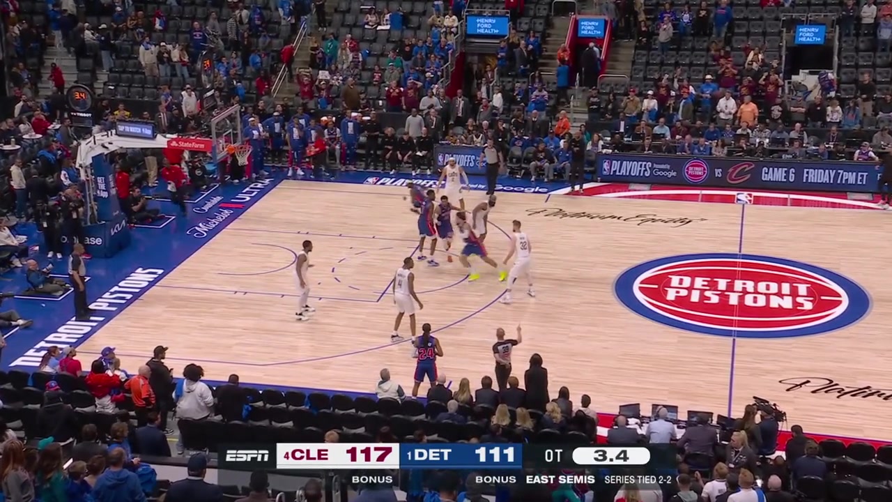 Paul Reed dunks the ball and the Cavaliers win game 5 going up 3-2 in the series