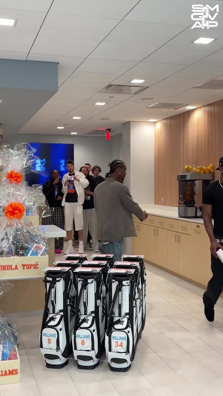 Shai Gilgeous-Alexander with gifts for all of his teammates
