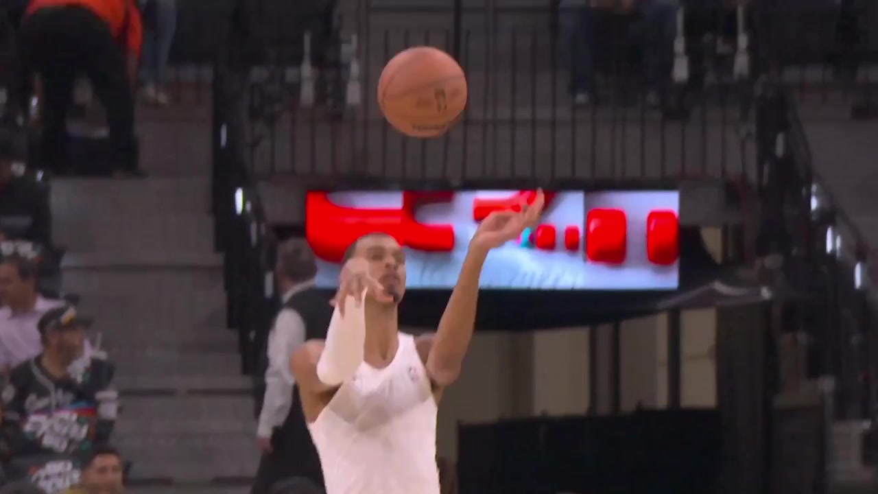 Victor Wembanyama reach shoot near the basket on his full court attempt in the pre-gameAnd another replays of him making the halfcourt shot buzzer-beater