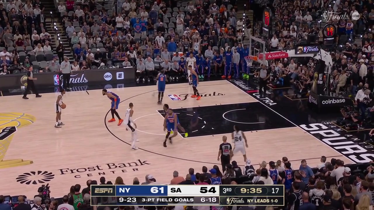 Victor Wembanyama misses a 3-point shot over OG Anunoby and Jalen Brunson hits the pullup 3-pointer in Wemby's face at the other end with a replayThe Spurs take a quick timeout