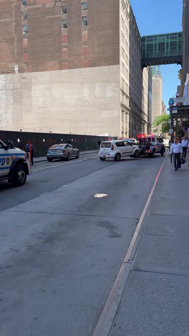All vehicles found parked within a 5 block zone around MSG towed out of the area 30th-35th St 6th-8th Ave which are completely closed to all traffic except pedestrian ticket holders ahead of Game 3