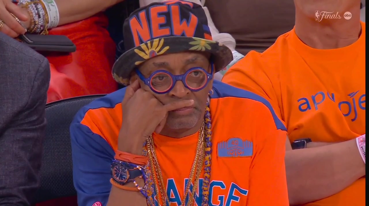 Disappointed celebrity faces as the Knicks trail by 27