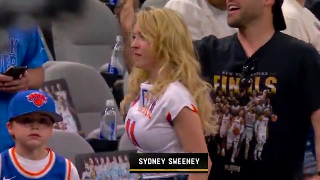 Charles Barkley notices an unlikely popular actress in the stands for Knicks-Spurs Everybodys a New York Knick fan now