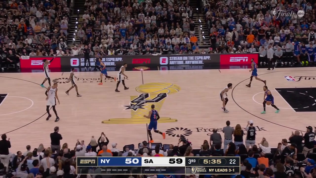 Victor Wembanyama gets into Jalen Brunson's landing space on Brunson's 3-point attempt and Brunson rolls his ankle gets furious at the refsVassell hits the 3-pointerWemby also trips his teammate Harper