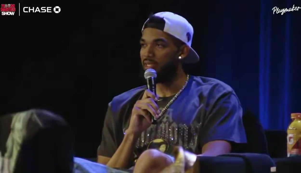 Karl Anthony Towns to Jalen Brunson I want to make sure I amplify you to a whole other level that you havent even recognized for yourself I want to be that partner in crime that you haven't had and I want to make sure that every step of the way anytime you go anywhere you're never alone