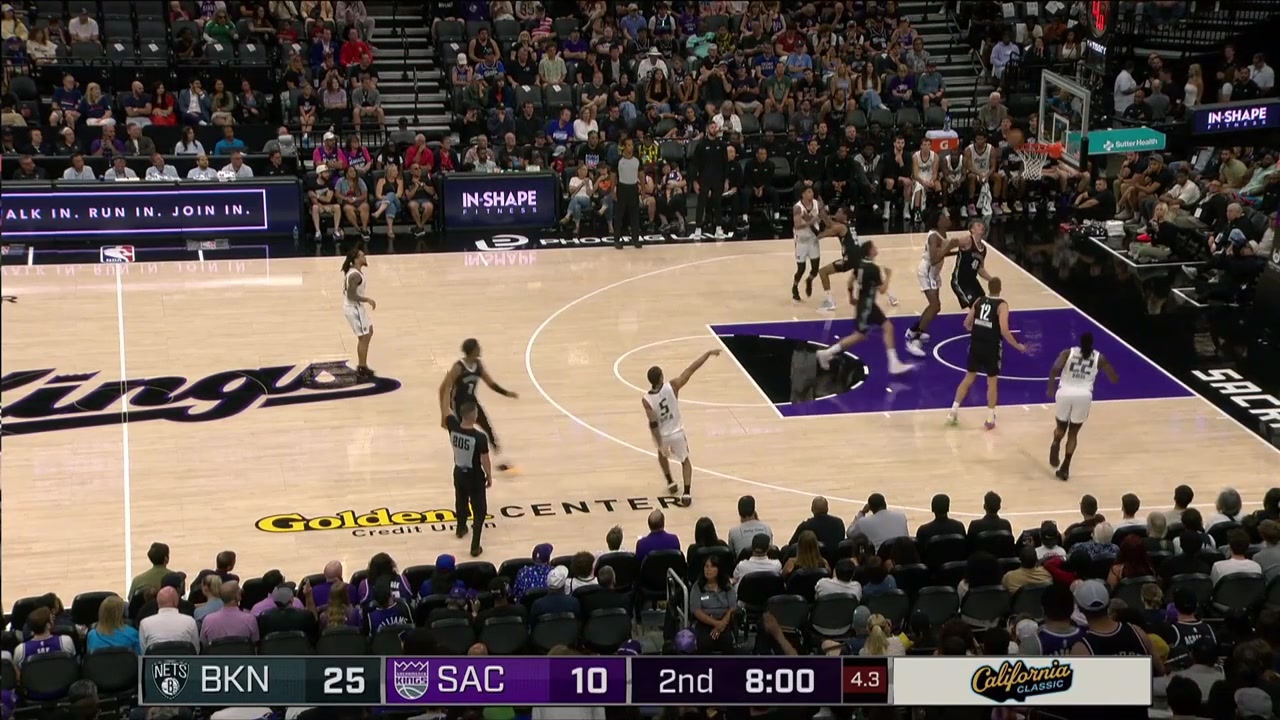 Ben Humrichous with the 3-pointer