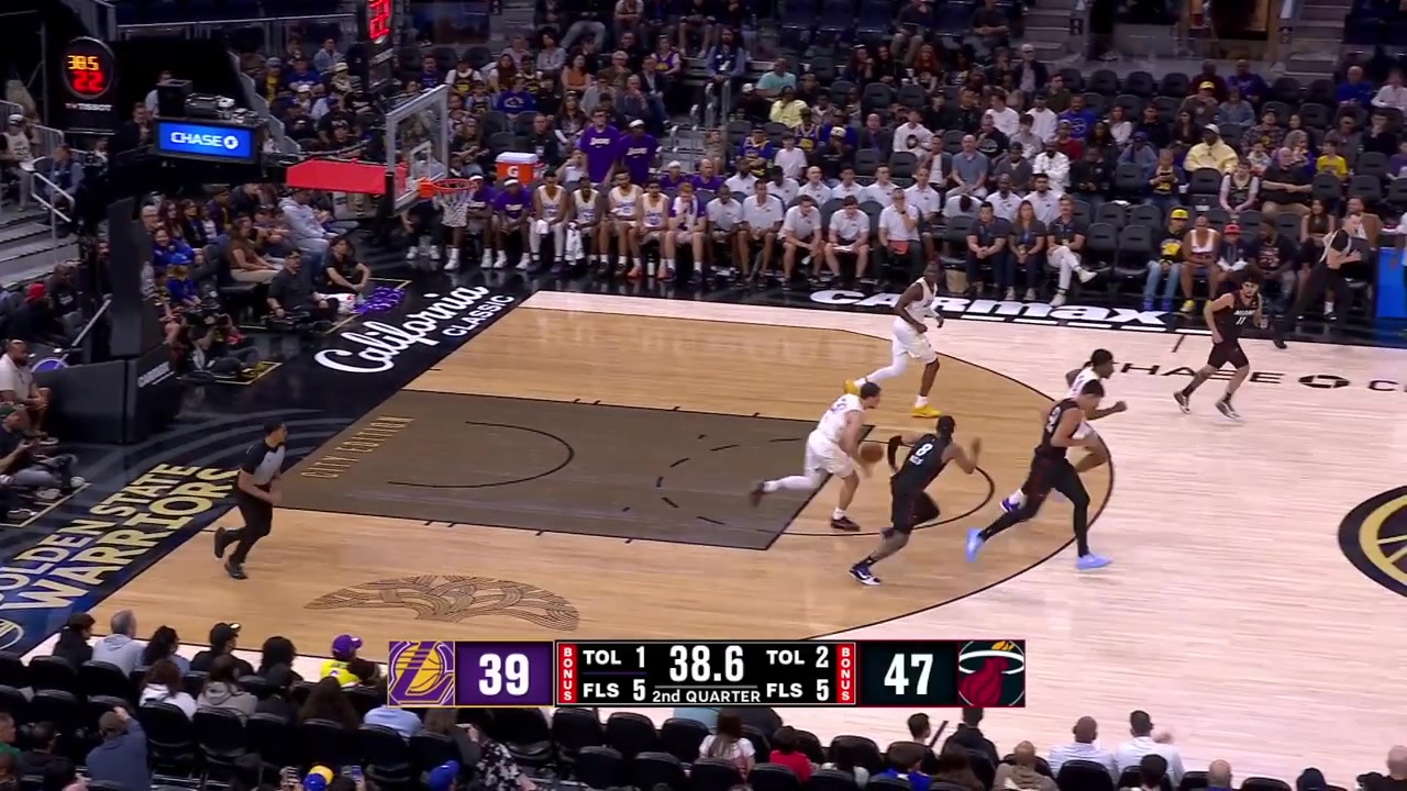 Vladislav Goldin with a nice block on Adou Thiero with replays