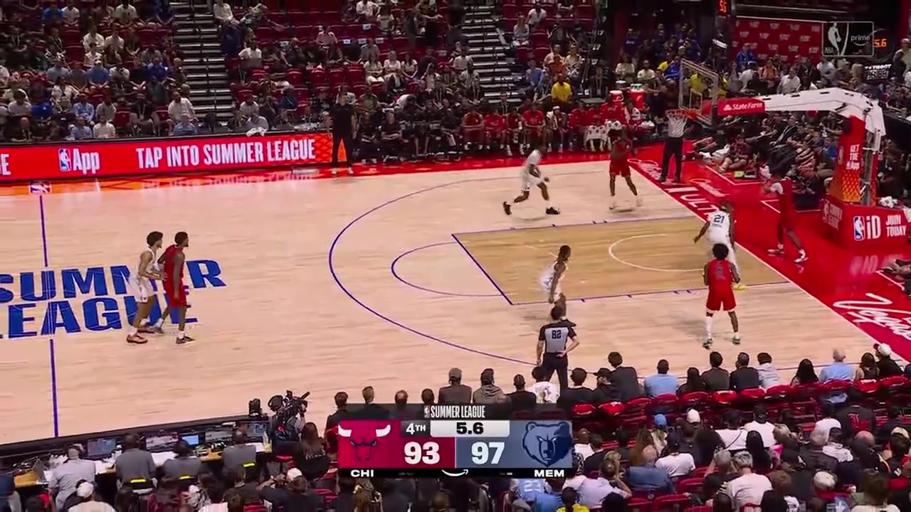 Caleb Wilson buries a long range pull-up three to give him 35 points as the game-clock expires