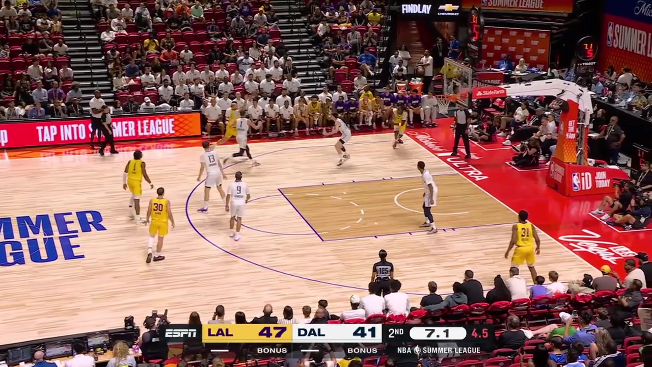 Tobi Lawal hits the logo one-legged buzzer-beater 3 to end the 1st half with a replay