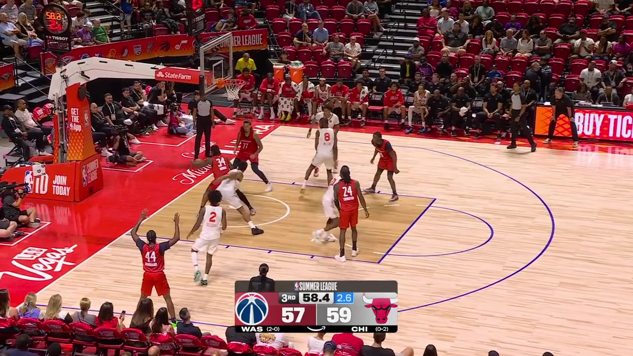 Tobe Awaka with the block Jaylin Sellers with the thunderous fastbreak dunk then Sellers strips Ruben Nembhard Jr hustles for the ball dives for it passes to Donovan Atwell who finds Awaka for the dunkCaleb Wilson with the buzzer-beater 3 to end the 3rd quarter with replays