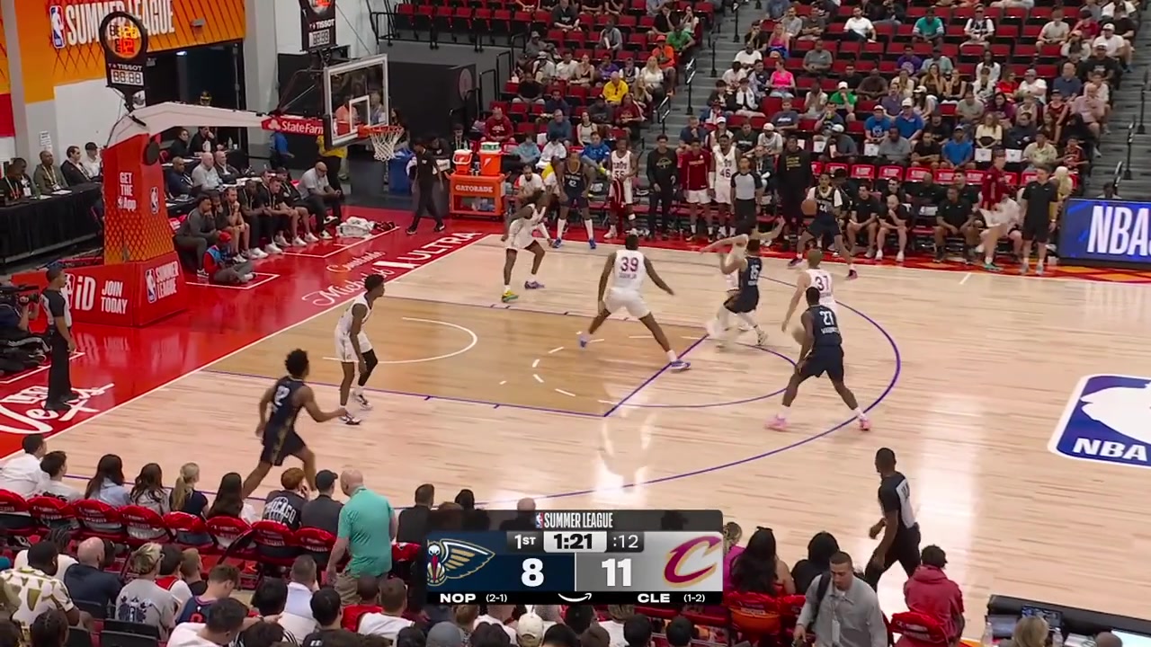 Chris Bell with the 3-pointer the steal and the windmill dunk off the chaos with replays