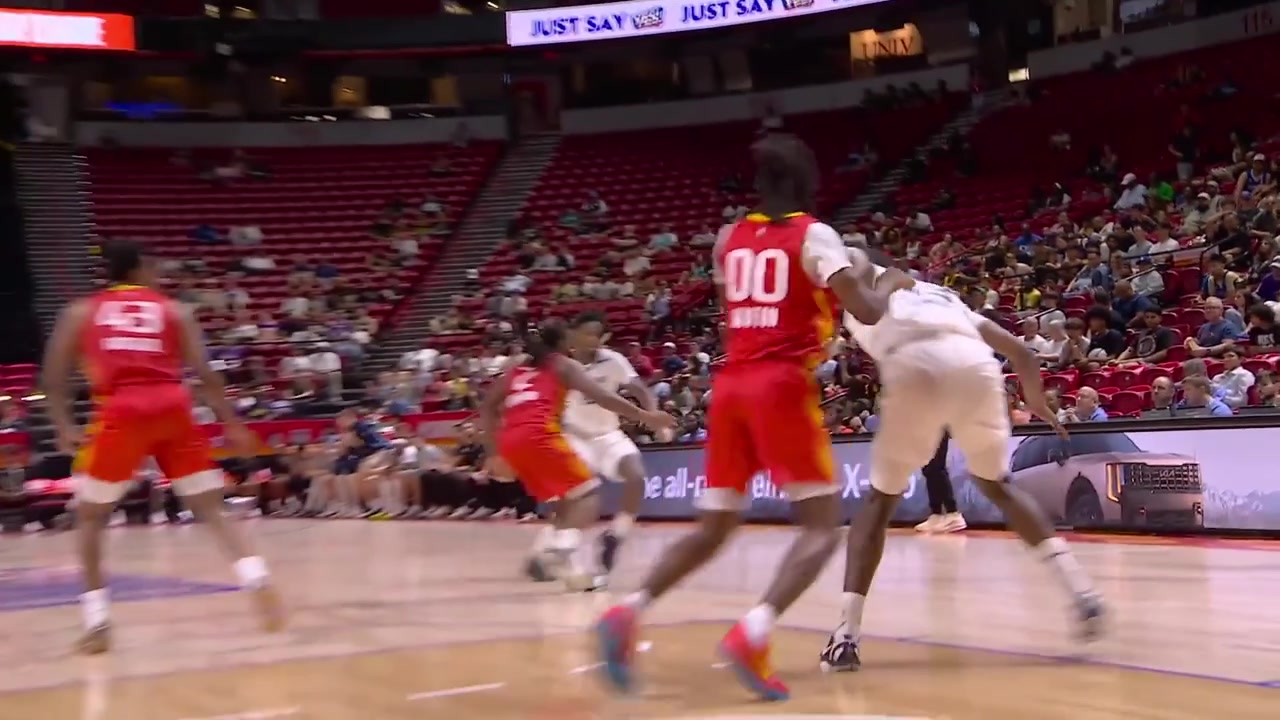 Replays of Cedric Coward highlights early in the 2nd halfAlso the story of him coming from a Division 3 college
