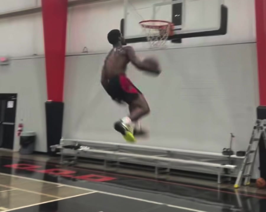 Trail Blazers 4th String PG Scoot Henderson Shows Off Insane Athelticism