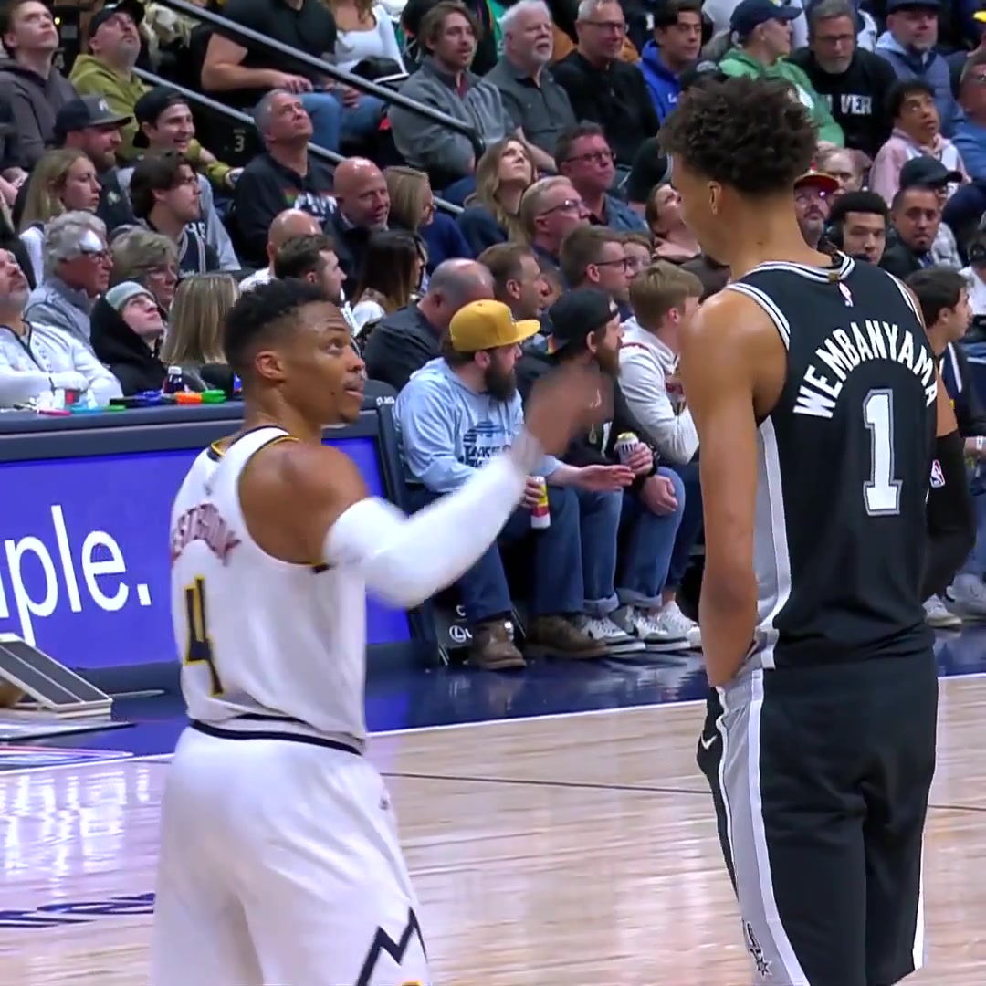 Rookie Wemby and Westbrook fooling around
