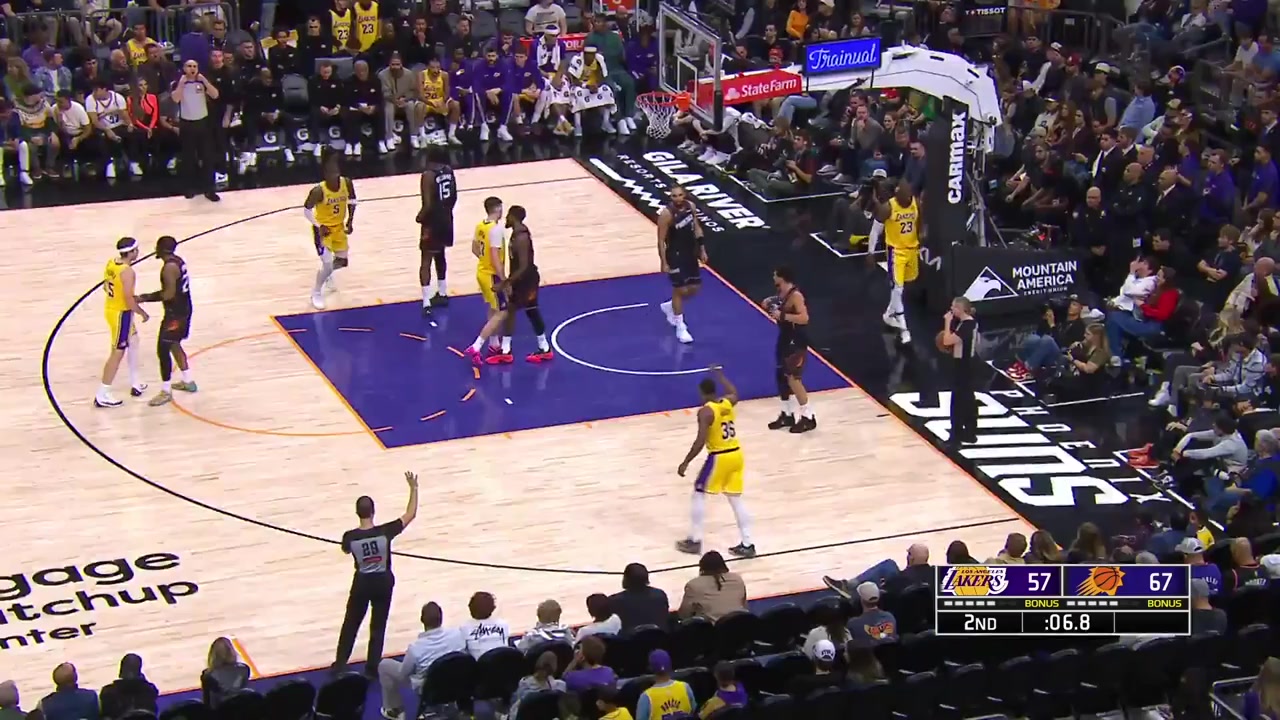 Austin Reaves pushes Jordan Goodwin during an inbound pass and is called for his 4th foul at the end of the 1st halfMarcus Smart draws Devin Booker's 3rd foul in a similar manner in the following inbound pass by the Suns with replaysLakers and Suns commentaries