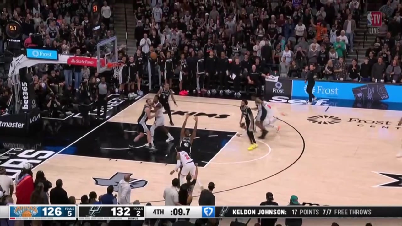 Apparently this is a foul on Harrison Barnes