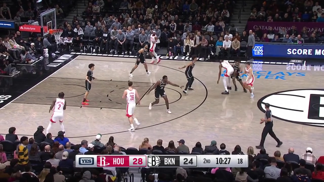 Reed Sheppard comes off the bench and drills a pair of threes The second one beats the shot clock and he's now got 10 points on an efficient 3-of-4 shooting