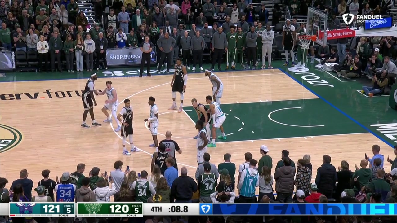 Giannis literally draws up alley-oop from KPJ to him and they pull it off to win the game