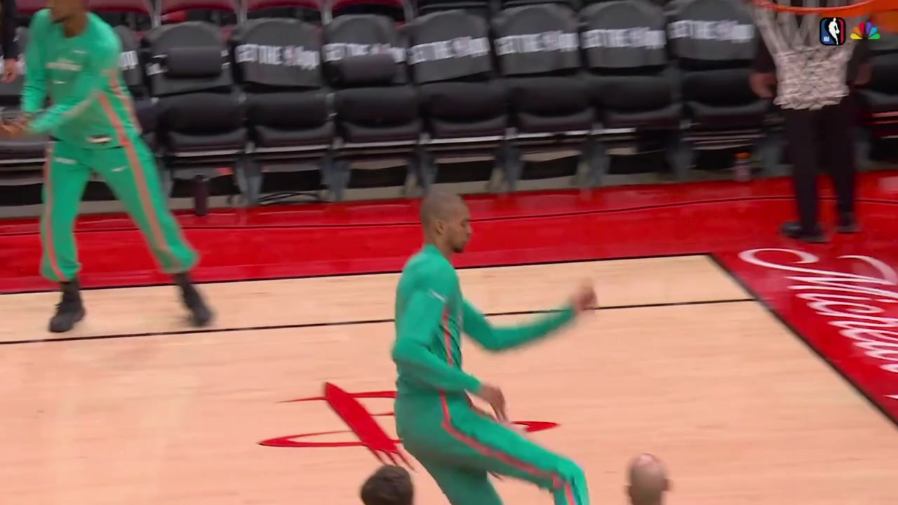 Victor Wembanyama with between the legs dunk off the bounce during the warmup and Bismack Biyombo prevents Jeremy Sochan from going up the ladder in order to help the arena crew in Houston