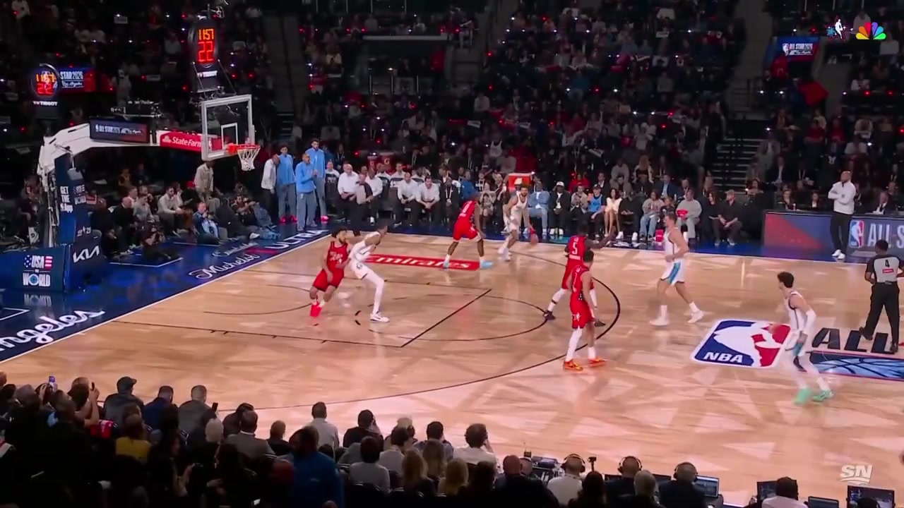 Victor Wembanyama wins the opening tip and throws down a dunk on the very first possession