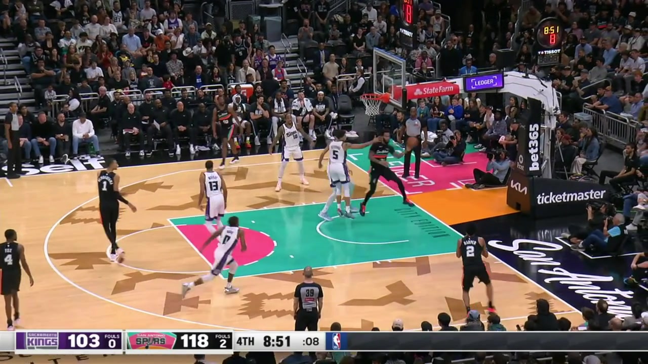 Dylan Harper finishes with the powerful dunk and Wembanyama reacts with putting hand on his face with a replay