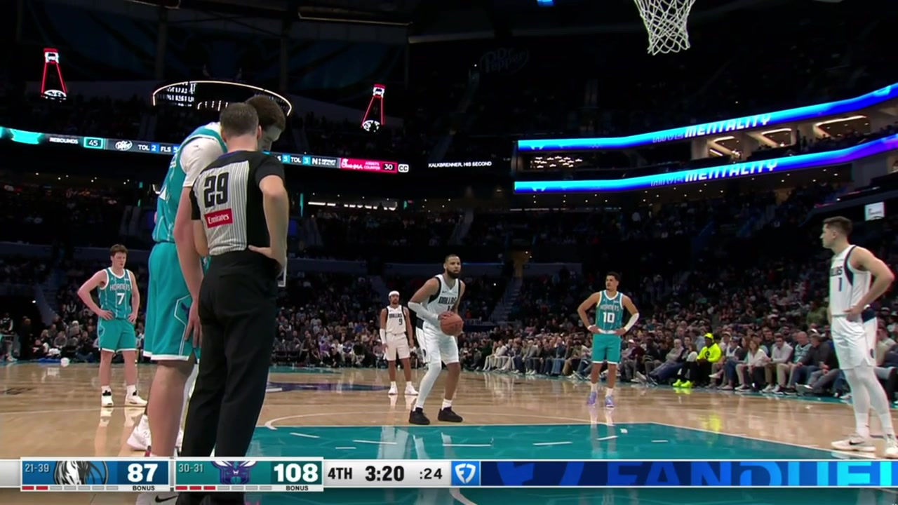 Caleb Martin makes sure the carnivore Hornets fans won't be left hungry tonight missing both free throws for a free chicken and Ryan Kalkbrenner fills the hearts of the Hornets with the alley-oop dunk at the other end