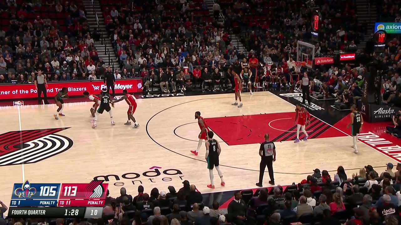 Jrue Holiday hits the step back dagger 3 in Zion Williamson's face with a replayHis 7th triple of the night second straight game with 7 threes
