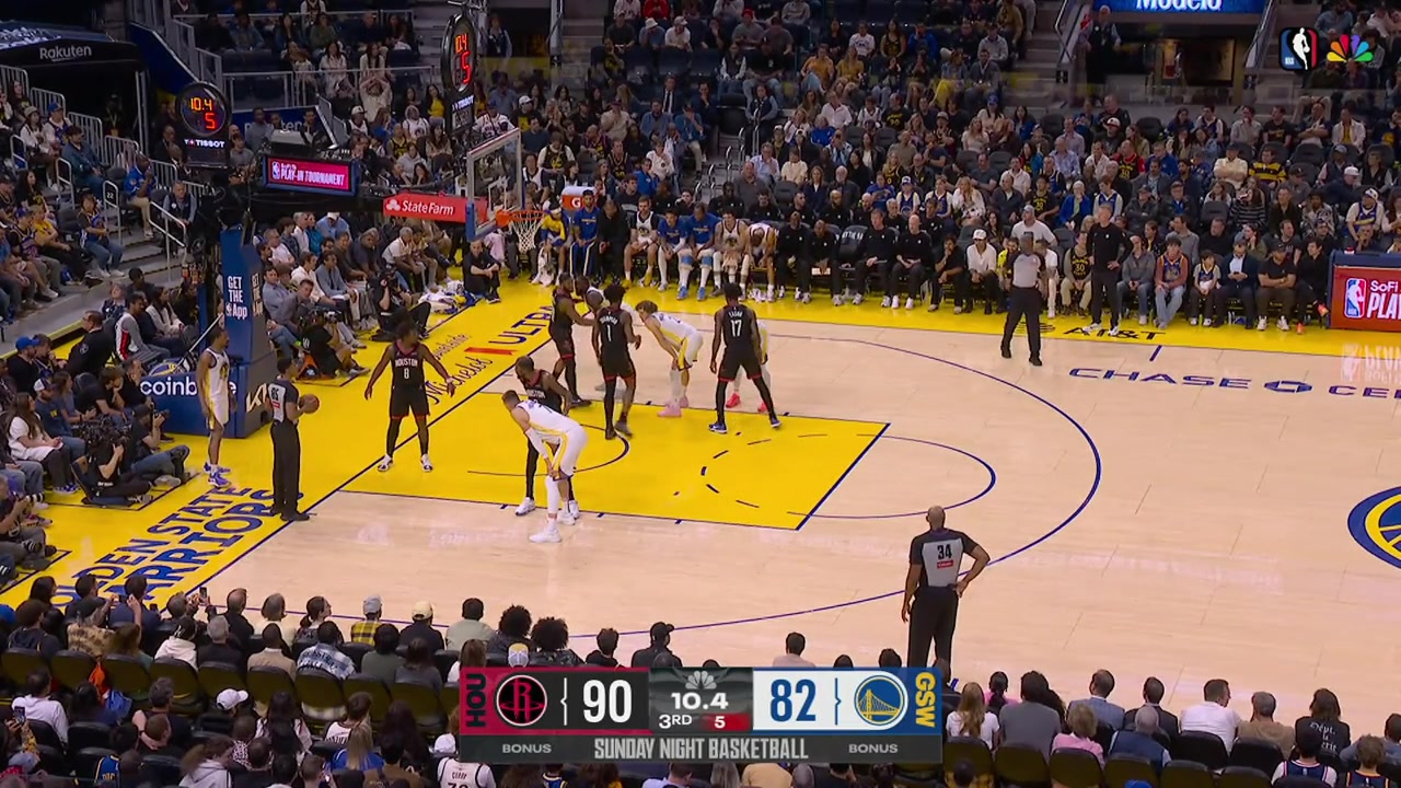 Kevin Durant blocks the fadeaway jumper attempt by Kristaps Porzingis who fouled him right after - 5th foul on KP with replays