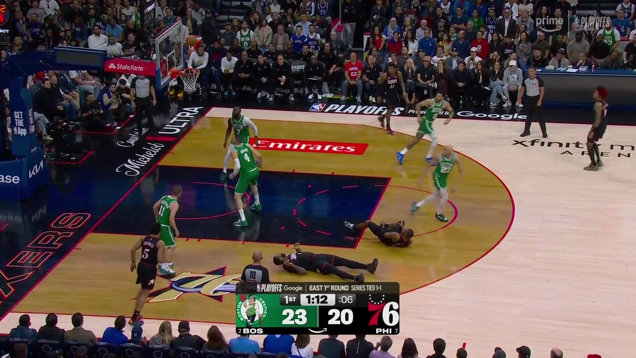 Lowlight Andre Drummond screen Tyrese Maxey resulting in an open 3 for Pritchard