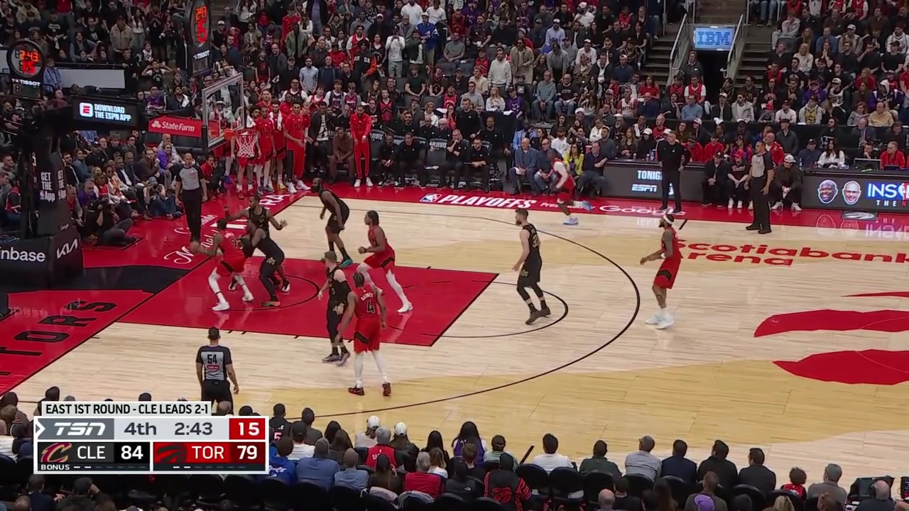 Brandon Ingram hits the 3 to cut the Cavaliers lead to 2