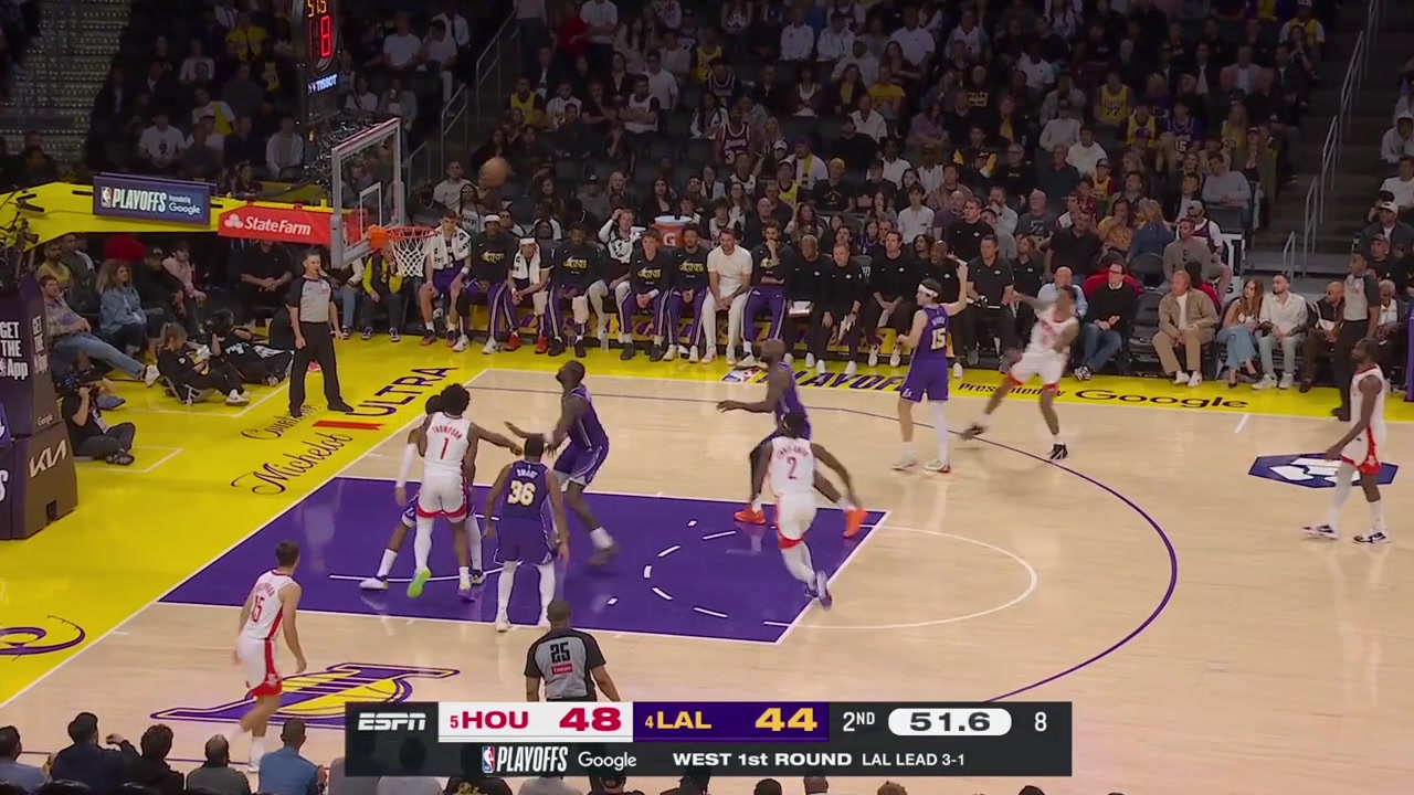 Rui Hachimura with a nice behind the back save on the rebound and then he hits the 3-pointer at the other end
