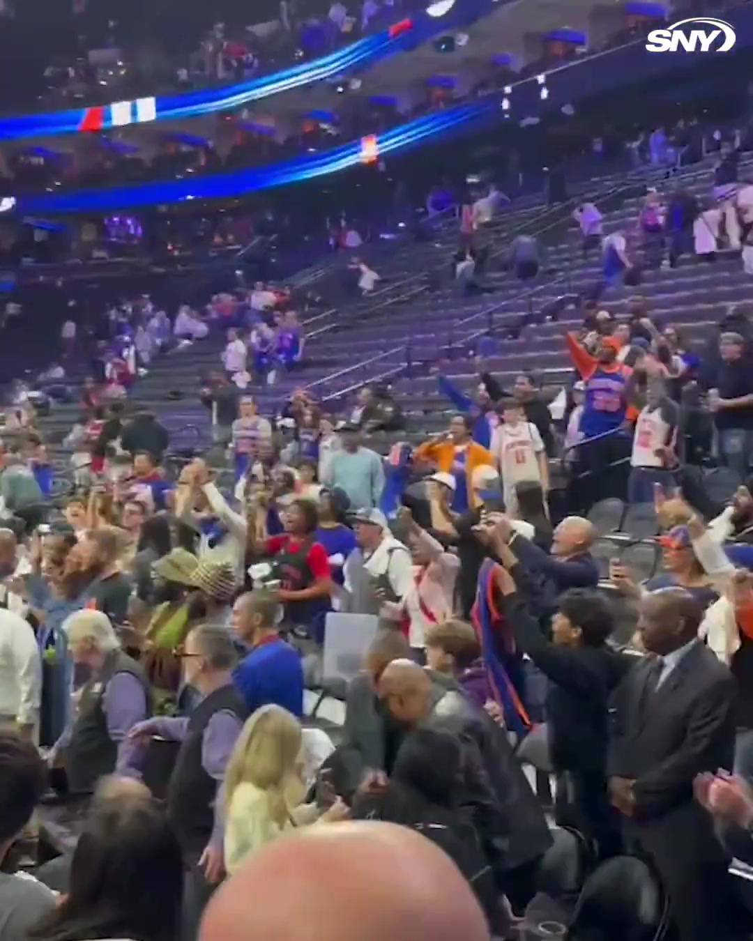 Jalen Brunson gets MVP chants in Philly